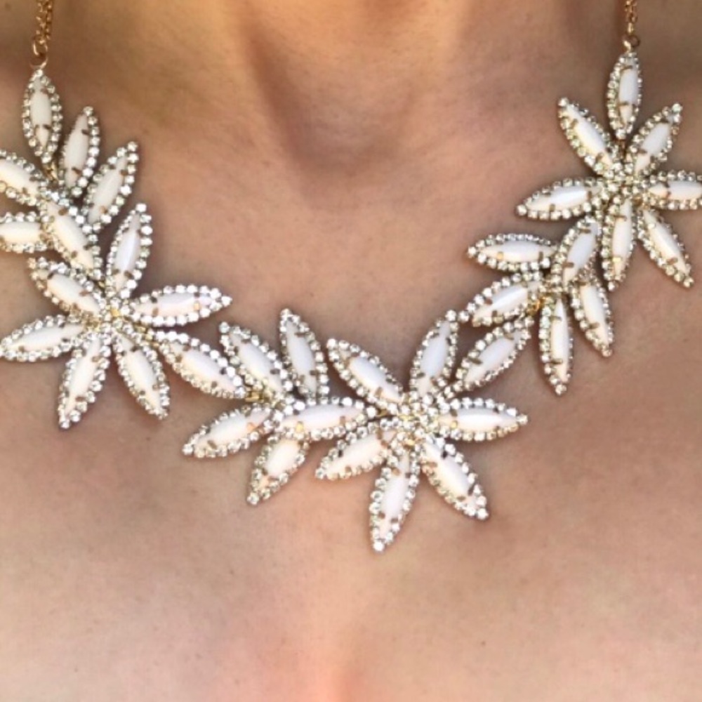 NWT Talbots Necklace Flowers and Rhinestones